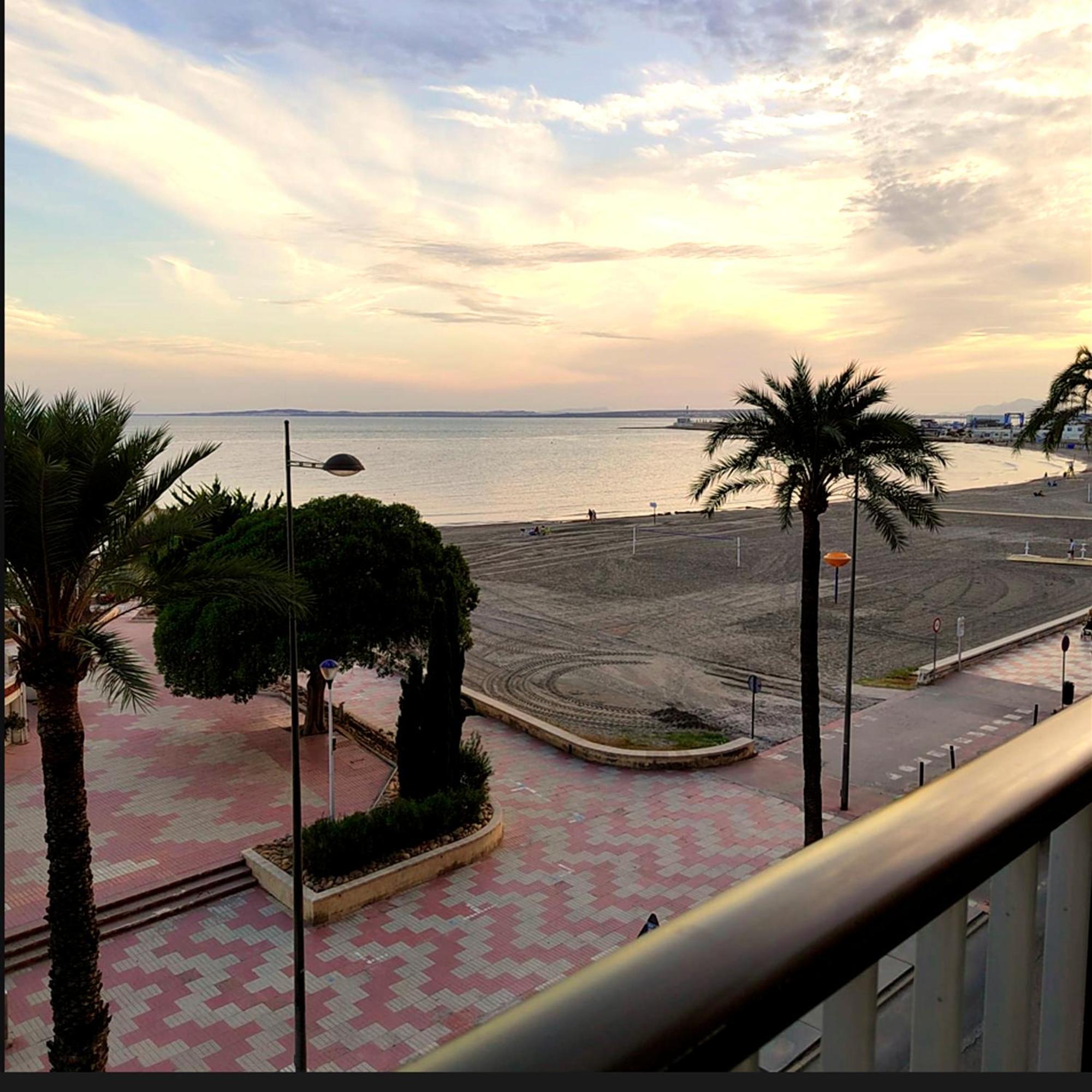 Apartamento Santa Pola Primera Linea De Playa Exterior foto